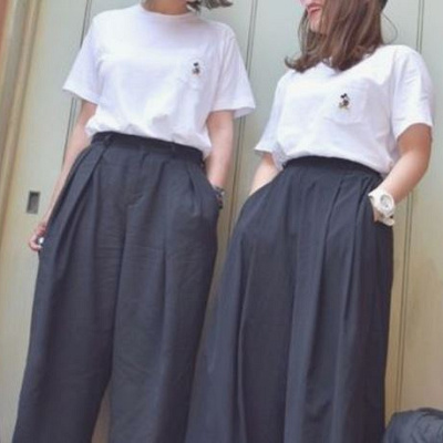 ファストファッションのシンプルなディズニーTシャツも☆