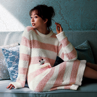 モコモコワンピース