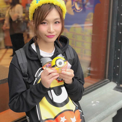 ふわふわカチューシャとミニオンパーカー