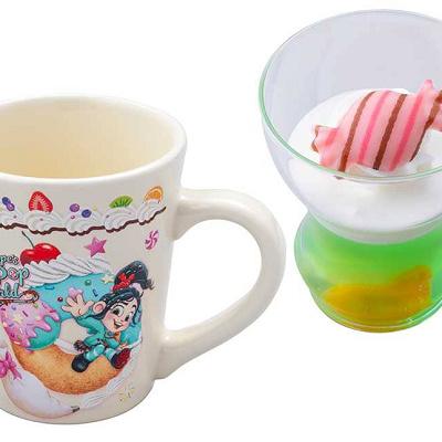 フルーツゼリー＆ヨーグルトムース、スーベニアカップつき