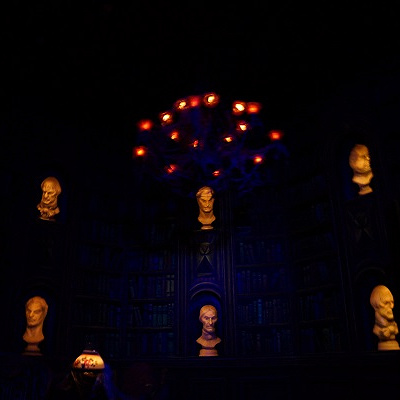 書斎のゴーストライターたち