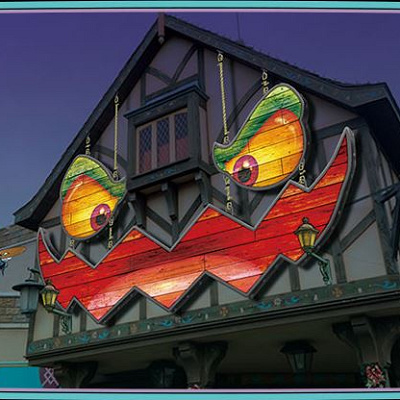 ディズニーランドのハロウィーンデコレーション