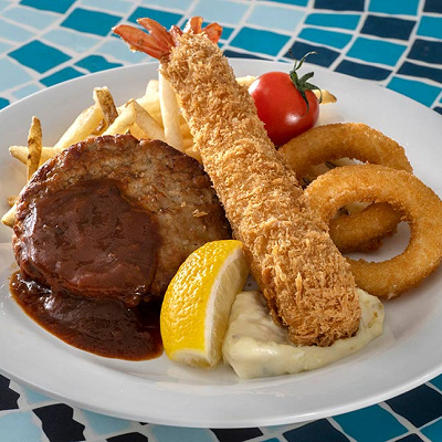 ハンバーグ＆エビフライ、タルタルソース添え