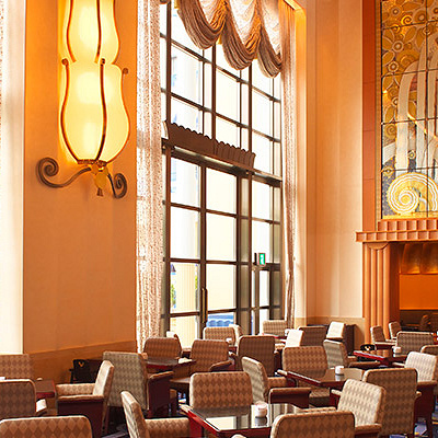 ハイピリオン・ラウンジ