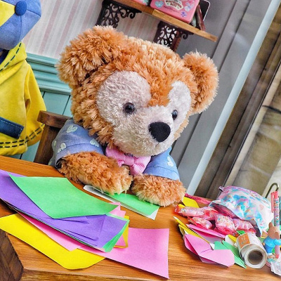 ダッフィーもお勉強中？