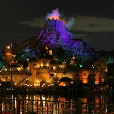 定番のスポットです！撮影する場所によって違う顔を見せてくれる火山です。