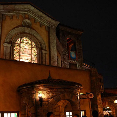 夜のお散歩をして特別の場所を見つけましょう♡