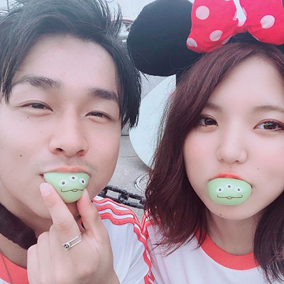 リトルグリーンまん、ぱくポーズ