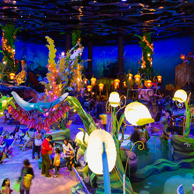 リトル・マーメイドのキャラクターたちが飛び出してきそうですね♪