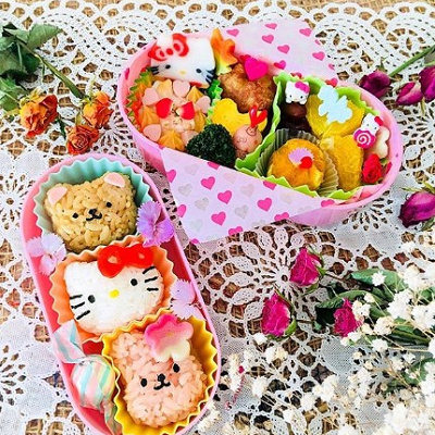 キティとお友達のにぎやかキティちゃん弁当