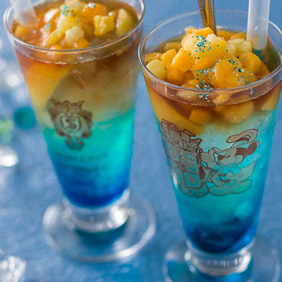 マゼランズ・オリジナルソフトドリンク、コレクタブルグラス付き