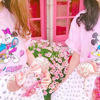 ラブリーミッキー＆ミニーのTシャツをおそろいで！