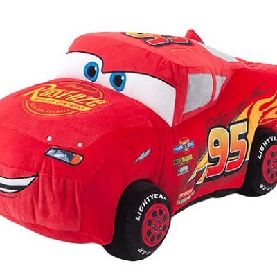 カーズファンにはたまらないマックイーンのクッション