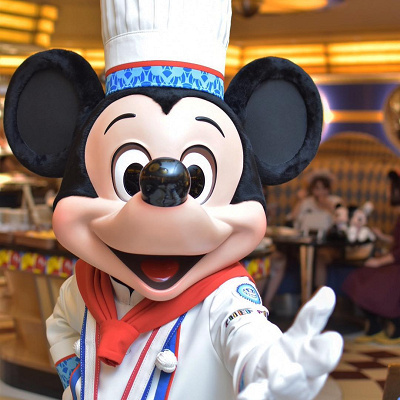 シェフコスチュームのミッキー
