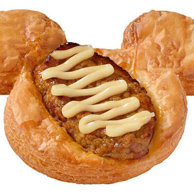 ミッキーシェイプのお惣菜系パン①