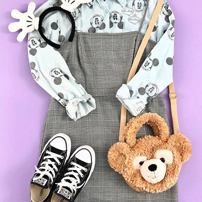 ミッキーシャツコーデ