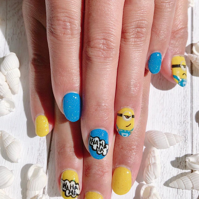 ミニオンカラーラメネイル
