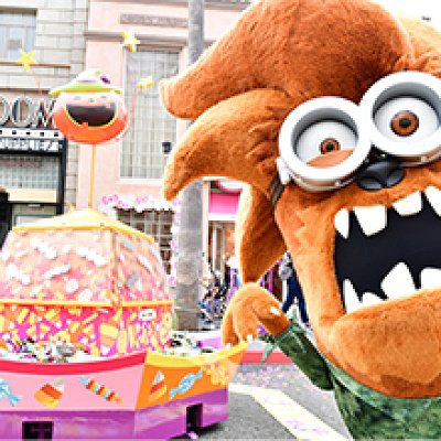 仮装したミニオン