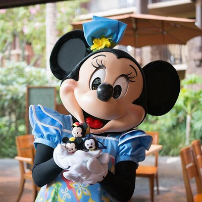 マカヒキ「キャラクター・ブレックファスト」のミニーちゃん