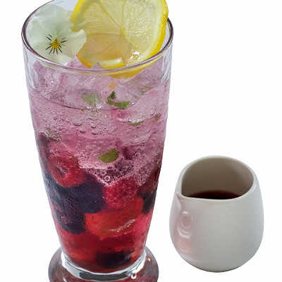 ミックスベリーソーダ