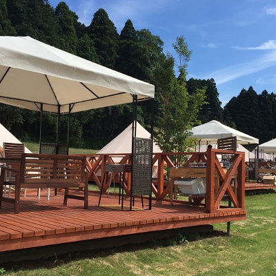 マザー牧場のグランピング　テント