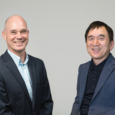 J.L. ボニエ氏（合同会社ユー・エス・ジェイ　社長CEO、写真左）と石原恒和氏（株式会社ポケモン　代表取締役社長、写真右）