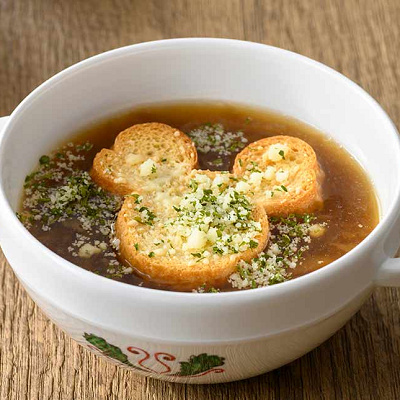 オニオンスープ、チーズクルトン添え