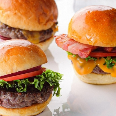 オリエンタルホテルユニバーサルシティの朝食／ハンバーガー