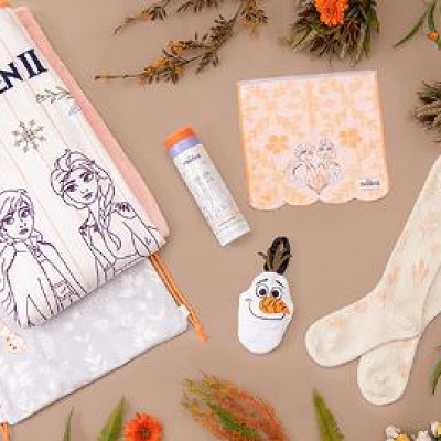 パーク限定『アナと雪の女王2』記念グッズ