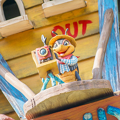 ほたるであり写真家のフィニアス・ファイヤーフライ