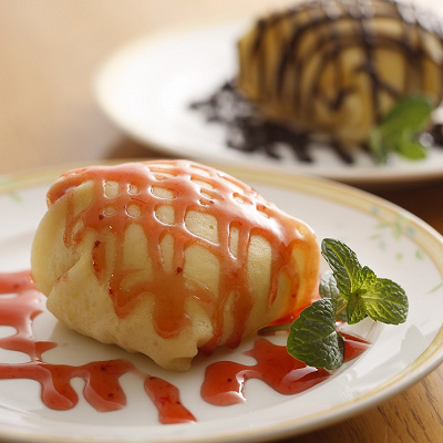 朝食の人気メニュー、焼きたてクレープ