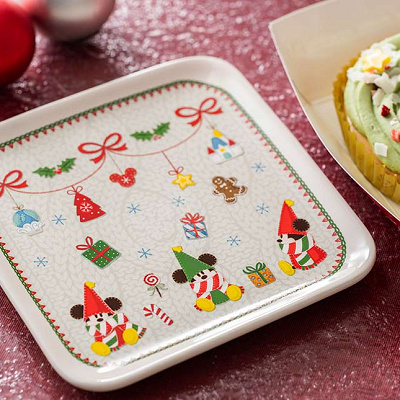 プラリネ＆ピスタチオケーキ