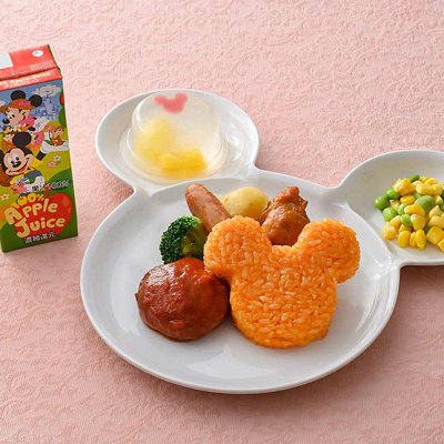 クイーン・オブ・ハートのバンケットホールのお子様セット