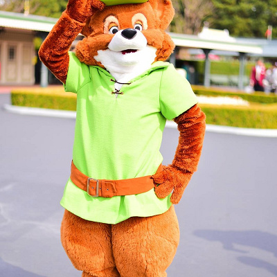 エントランスのロビン・フッド