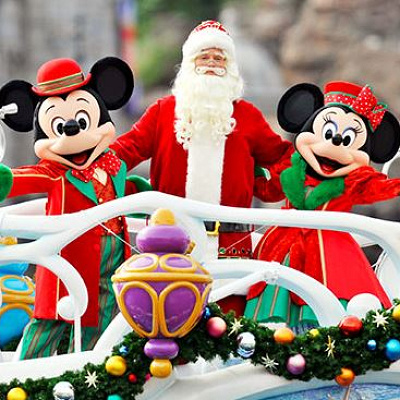 サンタさんも一緒に盛り上げてくれる