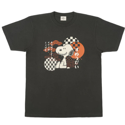 スヌーピーのTシャツ