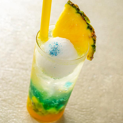 スパークリングカクテルフロート（ラム＆トロピカルフルーツ）