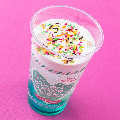 スパークリングドリンク（ピーチ＆グリーンアップルシロップ）