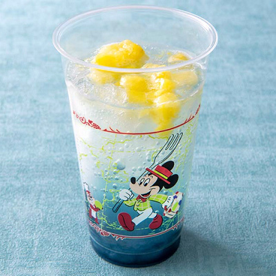 スパークリングドリンク（パイナップル＆ココナッツ風味）