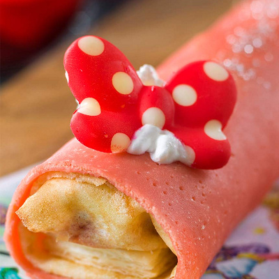 スペシャルクレープ（ストロベリー＆クランベリー）