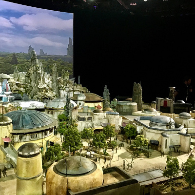 D23 Expo 2017で展示されていた「スターウォーズ：ギャラクシーエッジ」模型