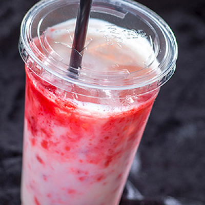 ストロベリー＆レモンラッシー