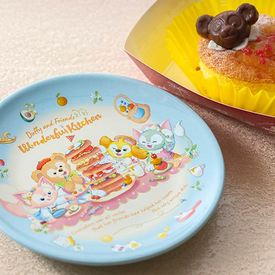 ストロベリー＆ホイップサンド、スーベニアプレート付き(ダッフィー＆フレンズ・ワンダフルキッチン)