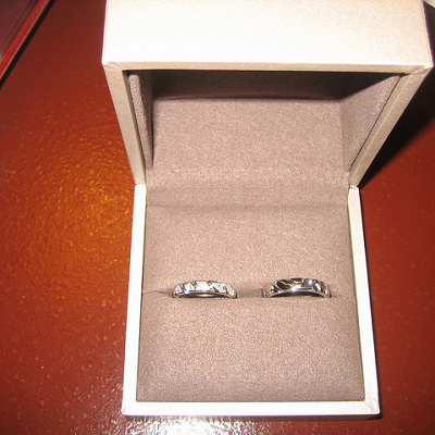 ミッキーとミニーのように永遠の愛を誓い合う…