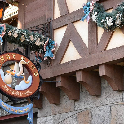 コウノトリの看板がめじるし☆