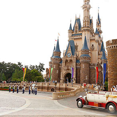 シンデレラ城へ