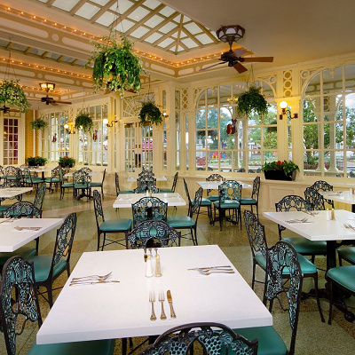 トニーズ・タウンスクエア・レストラン