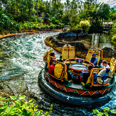 激流下り型アトラクション