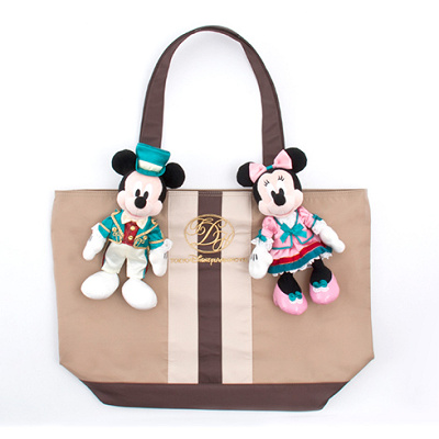 ぬいぐるみバッジ付きトートバッグ