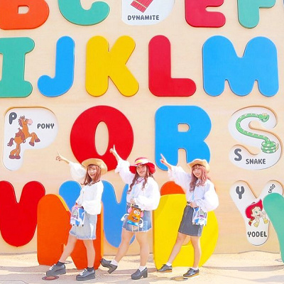 トイストーリー×デニムスカートのウェスタンコーデ